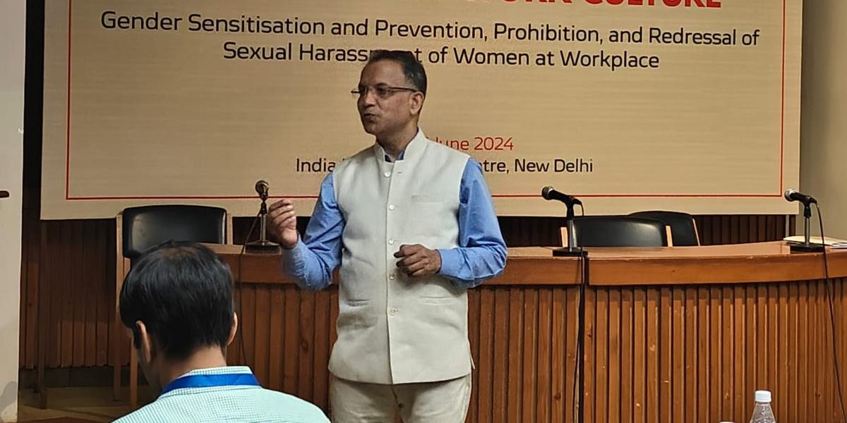Hari Krishan leading a gender-sensitisation session